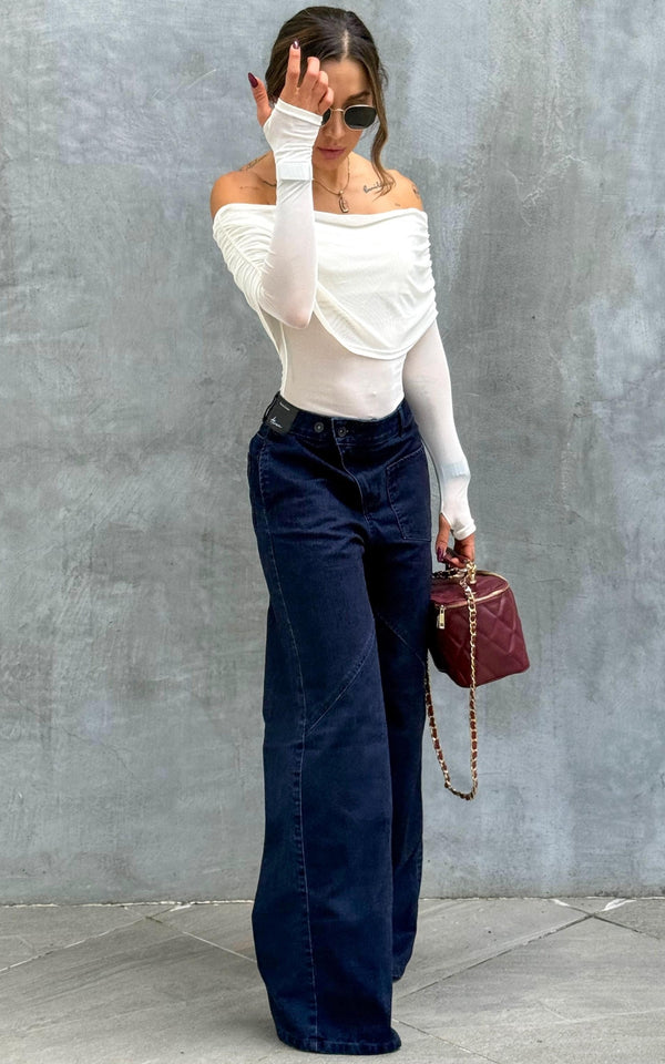 Jean Straight Velvet Dark Tiro bajo